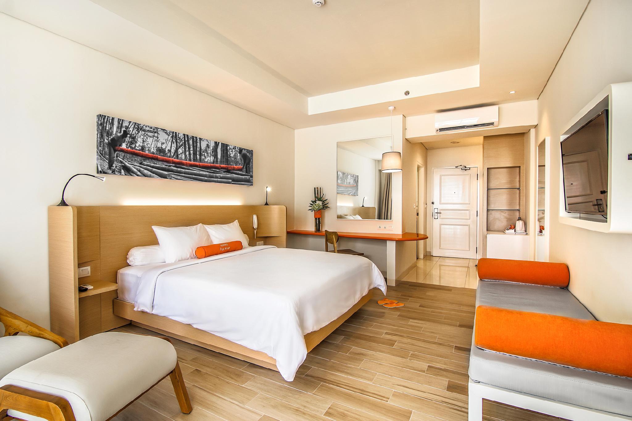 Harris, Double Bed, Sea View