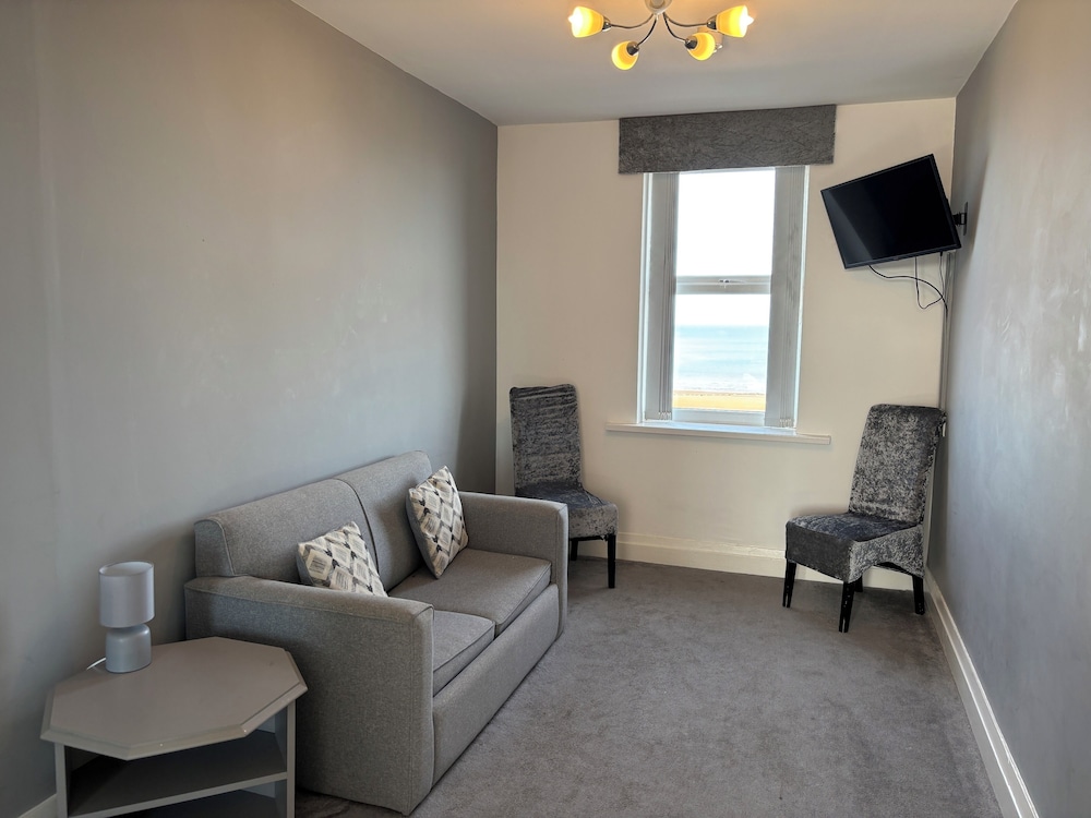 The Royal Boston Hotel 34/54
