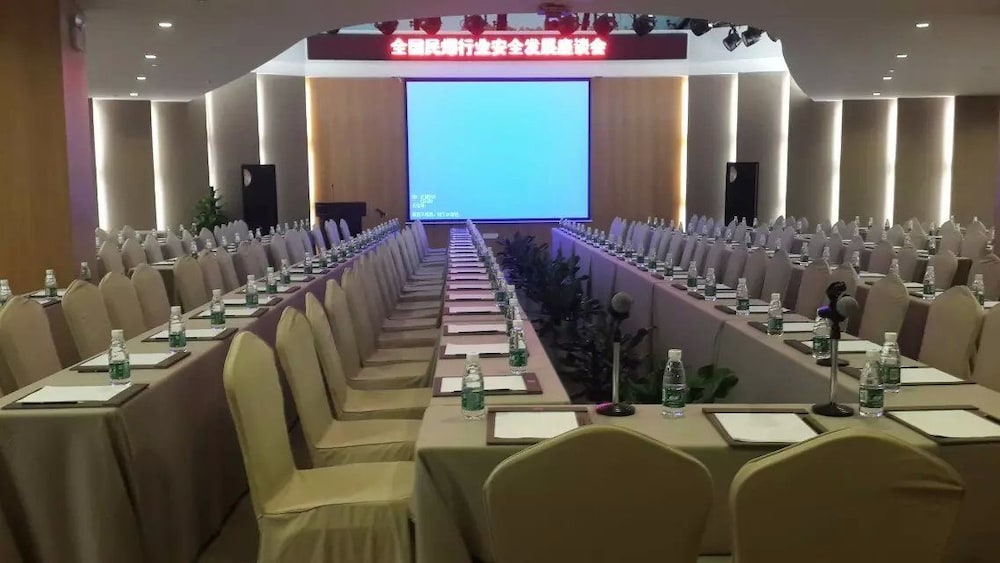 Hilton Garden Inn Shenzhen Dameisha 70/80