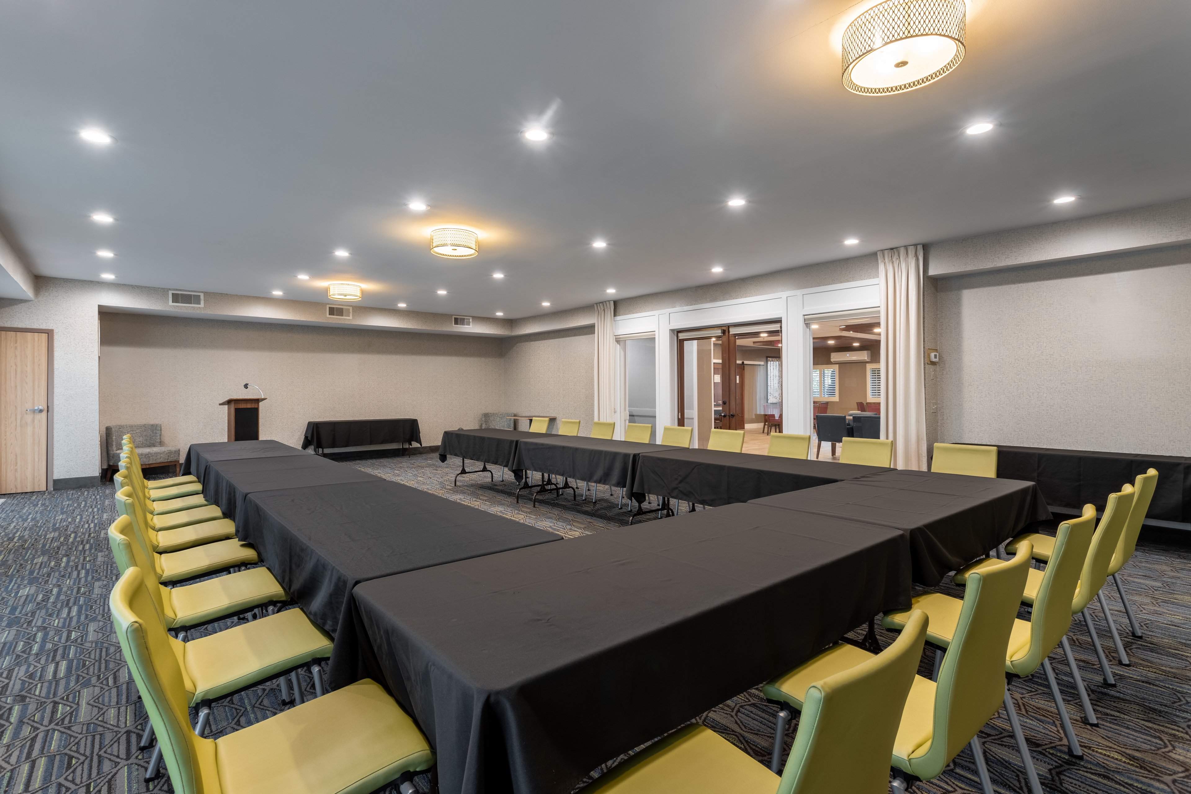 Holiday Inn Express Annapolis East-Kent Island 66/76