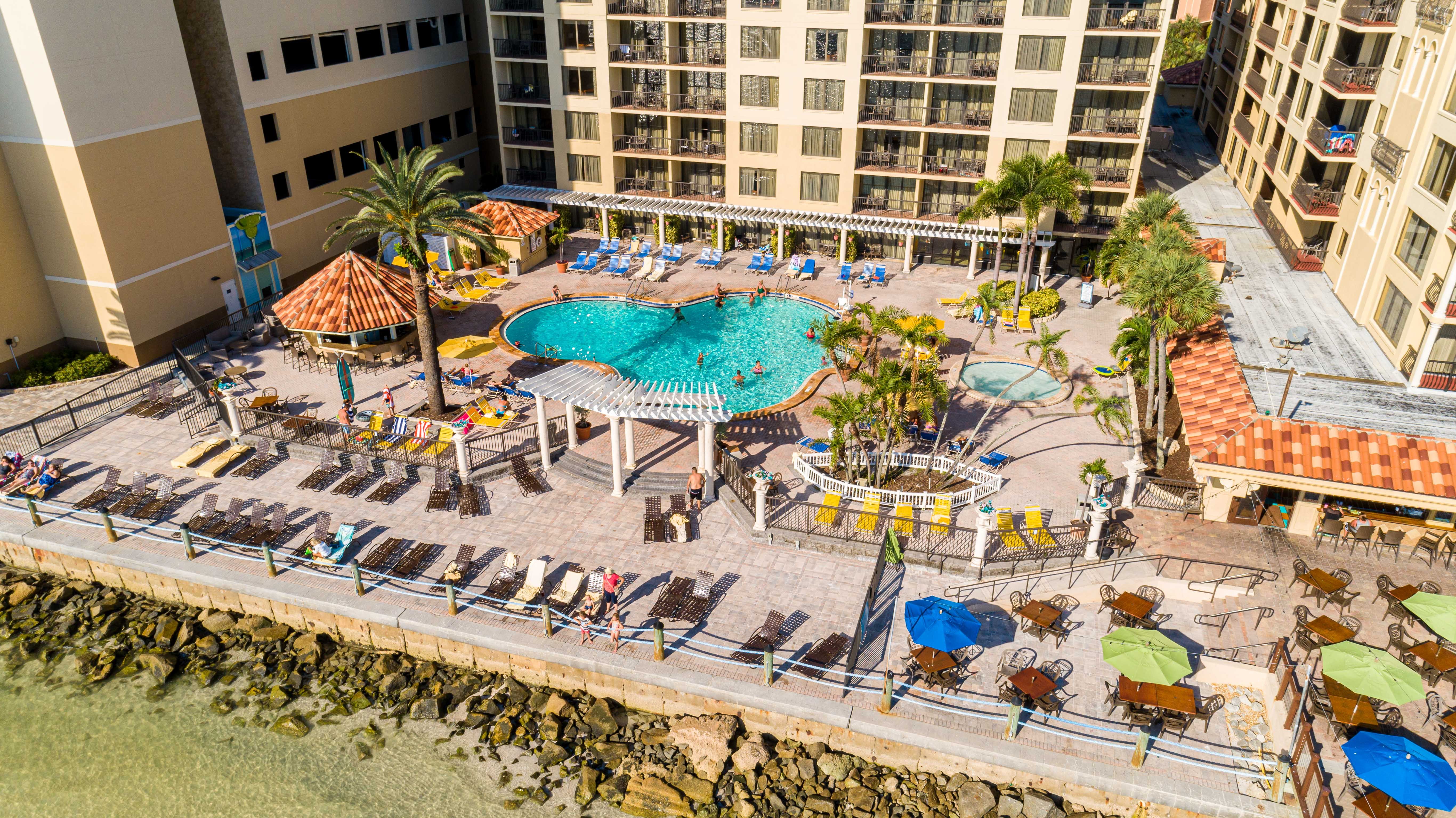 Holiday Inn Hotel and Suites Clearwater Beach 7/50