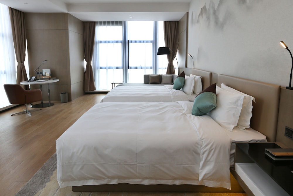 Novotel Deqing 15/56