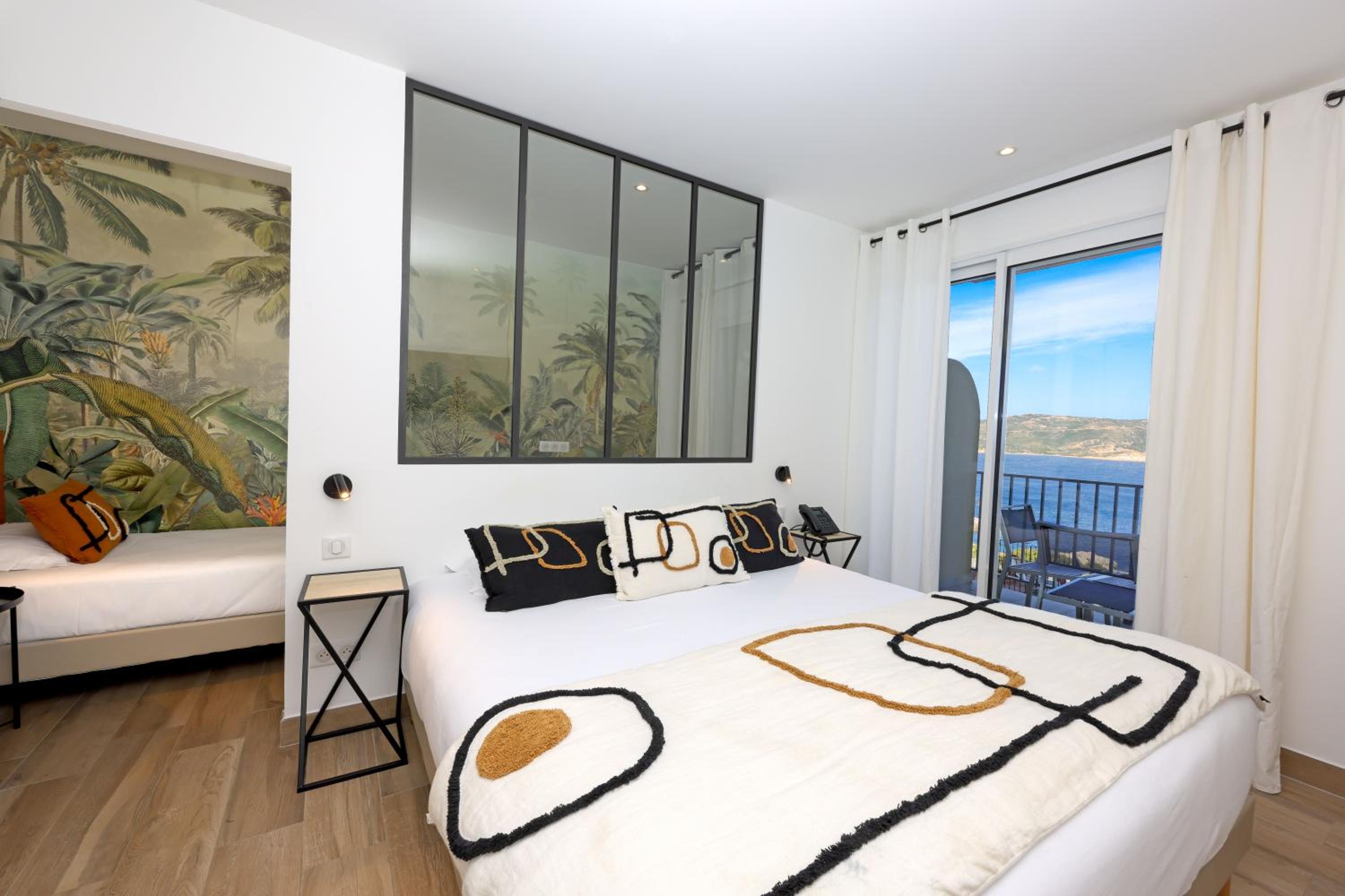 Panorama, Triple, Sea View, Balcony