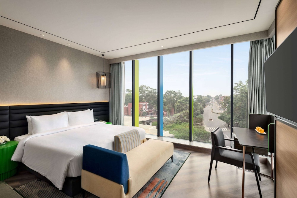 Ramada Encore by Wyndham Bareilly Civil Lines 16/58