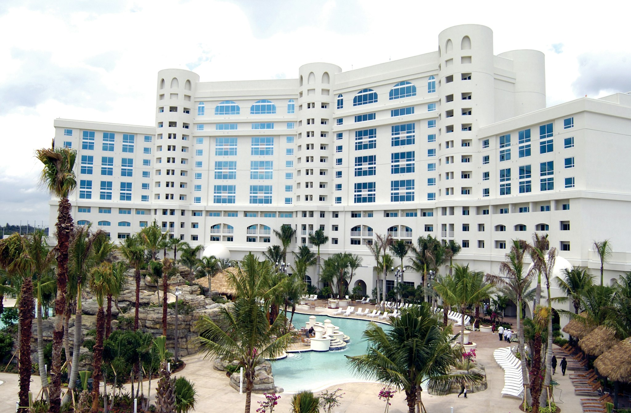 Seminole Hard Rock Hotel & Casino Hollywood 2/83