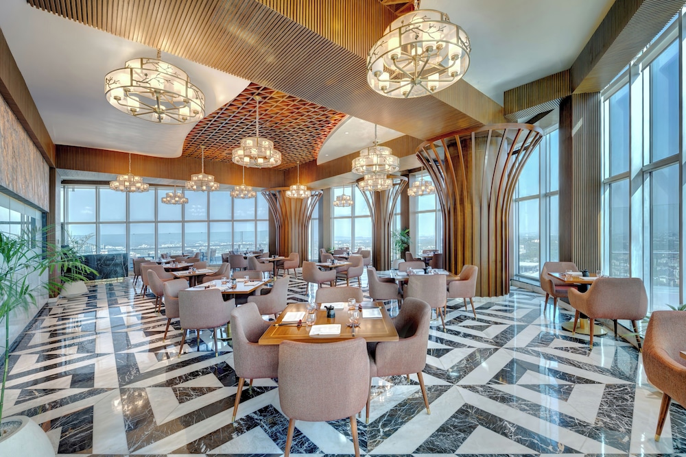 Movenpick Hotel Centaurus 44/62