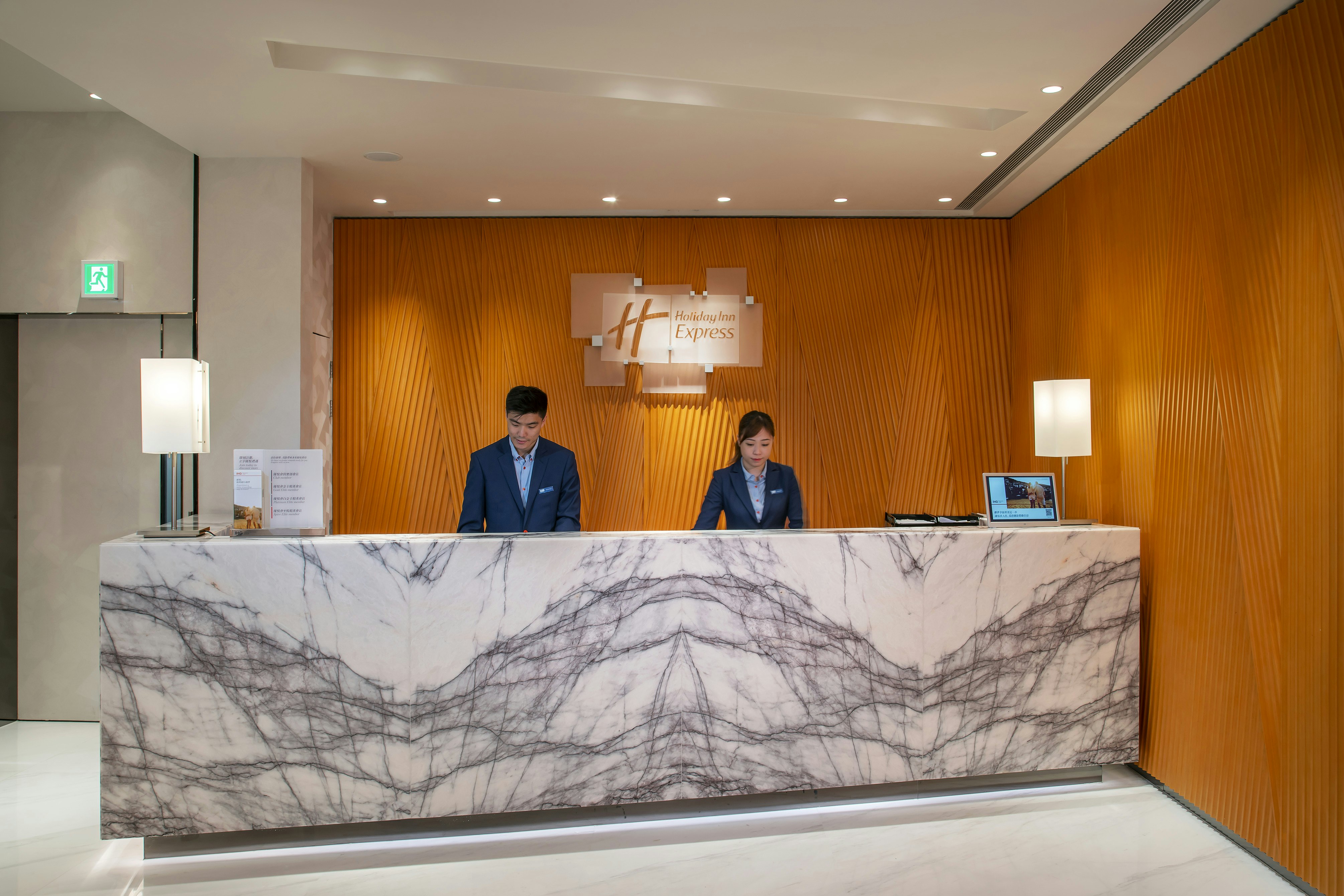 Holiday Inn Express Hong Kong Kowloon Cbd2 7/59