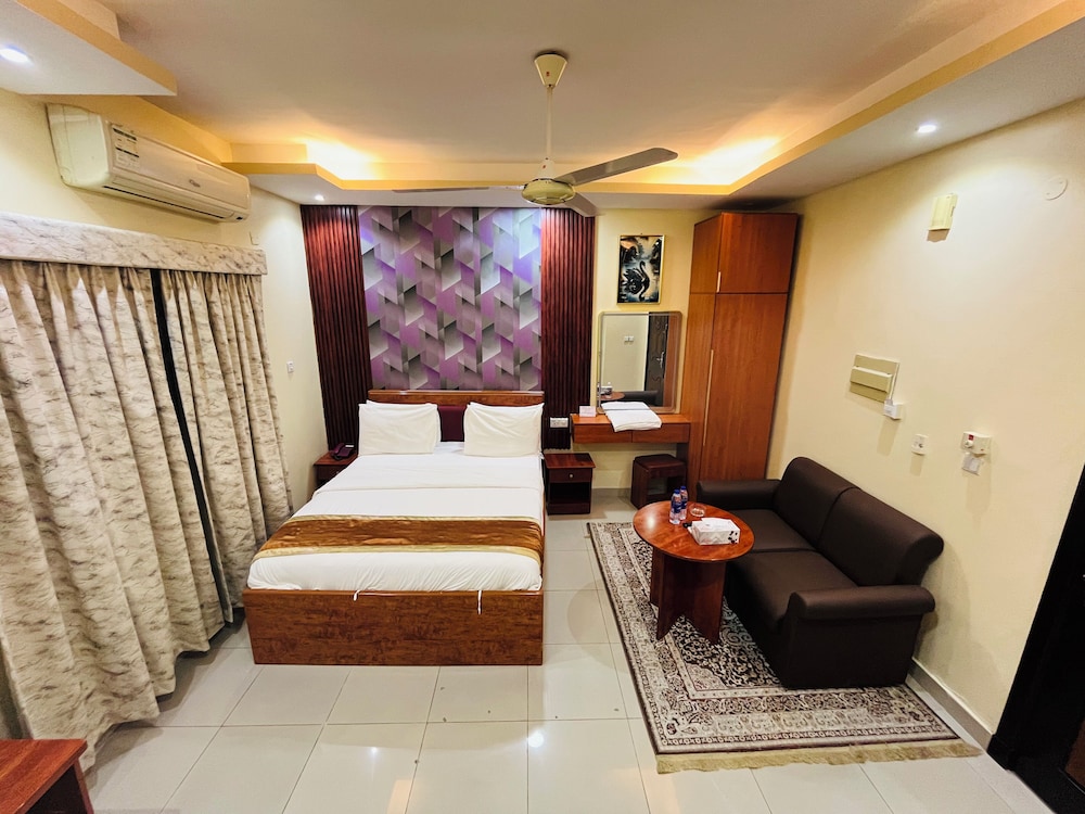 Al Nakheel Hotel Apartments 15/19