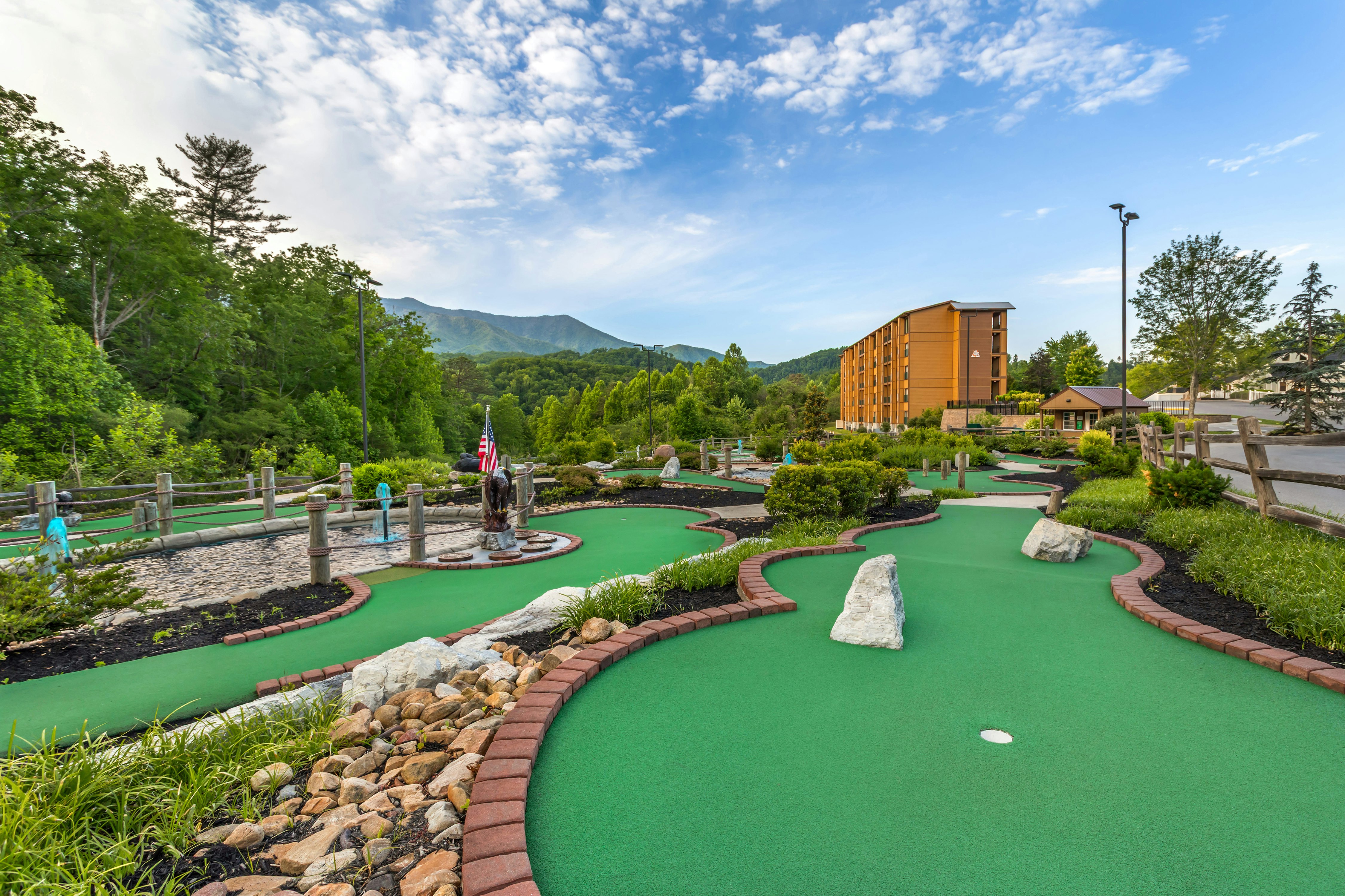Hilton Vacation Club MountainLoft Gatlinburg 25/42