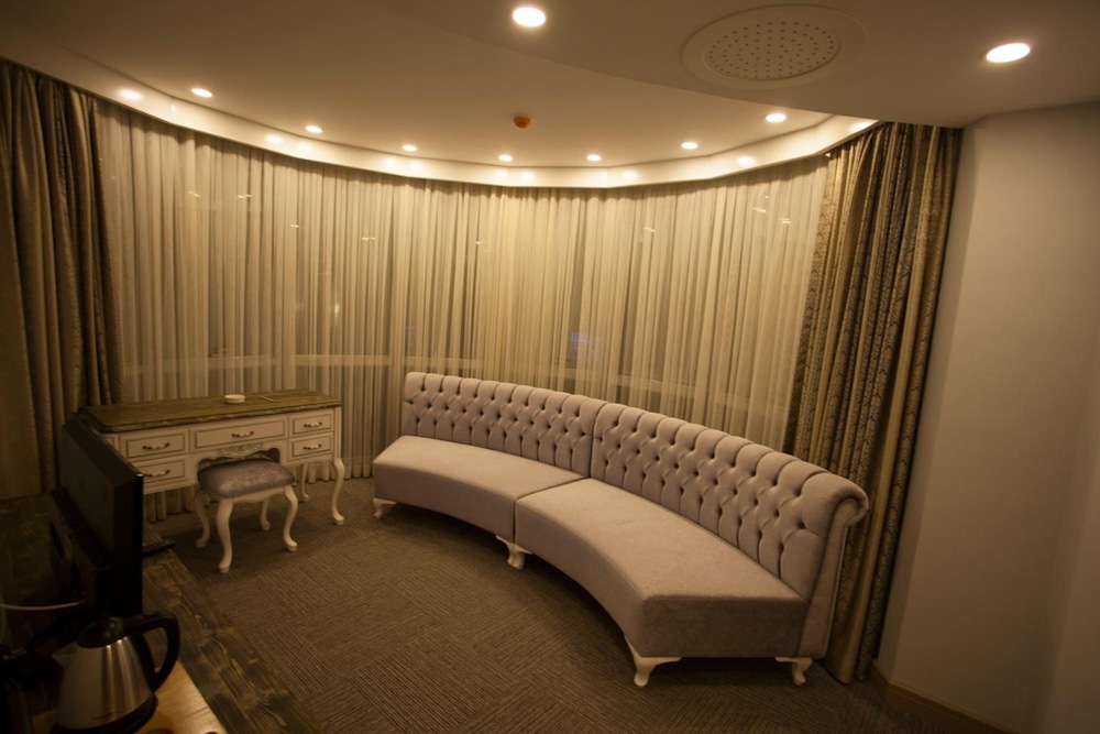 Giresun Sedef Hotel 12/24