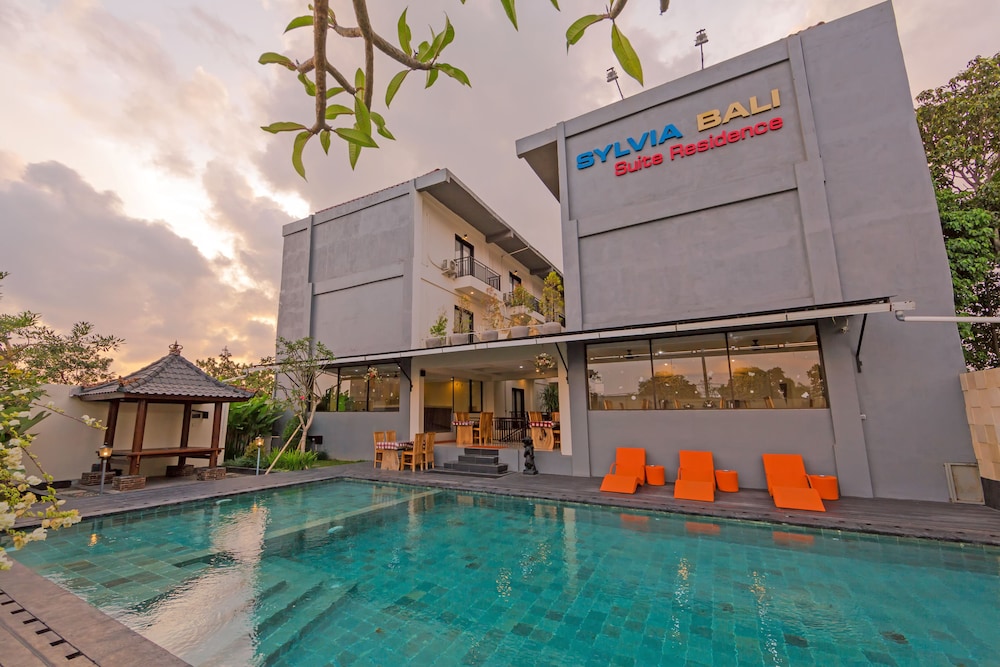 Sylvia Bali Suite Residence 2/25