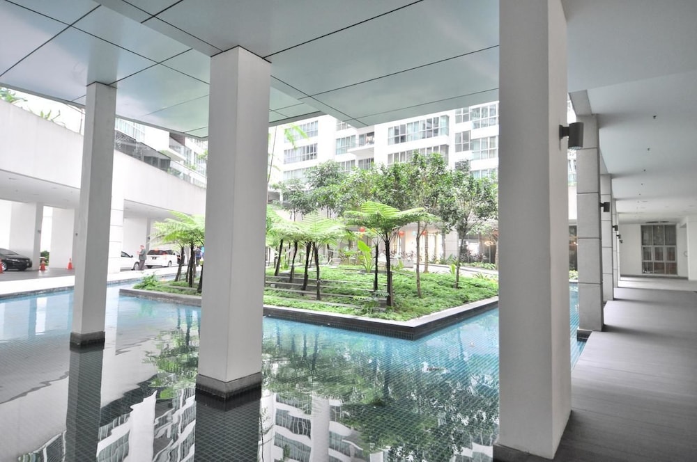 Upper View Regalia Hotel 24/50