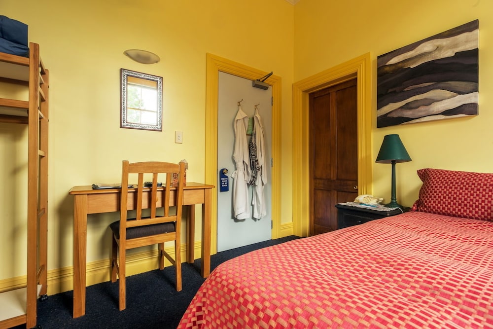 The Great Ponsonby Arthotel 18/72