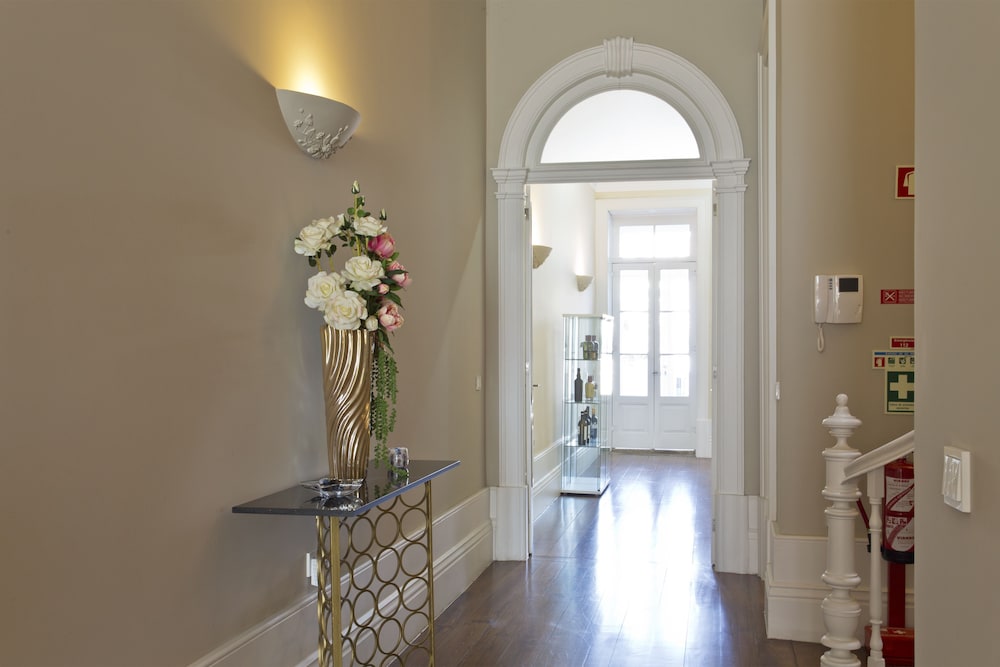 CHARMING HOUSE MARQUES 2 - CEDOFEITA 38/73