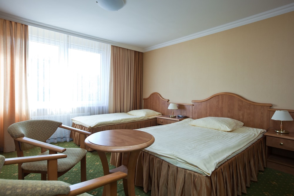 Hotel Polaris Iii 36/64