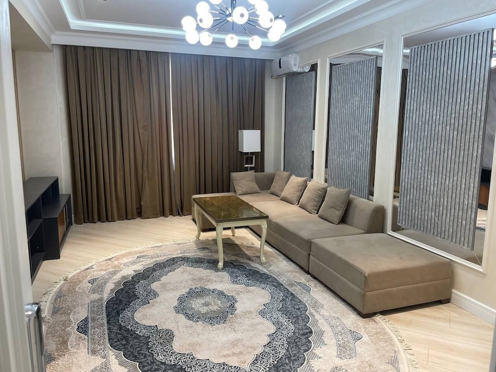 Grand Hotel Zarafshan 32/50