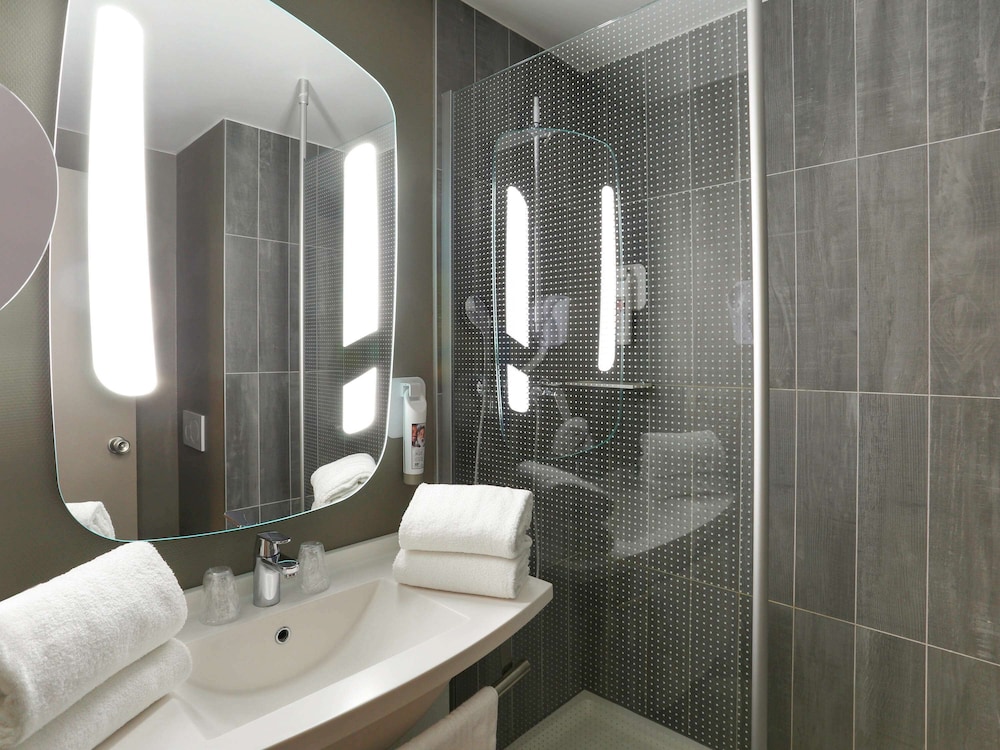 Ibis Geneve Centre Gare 16/62