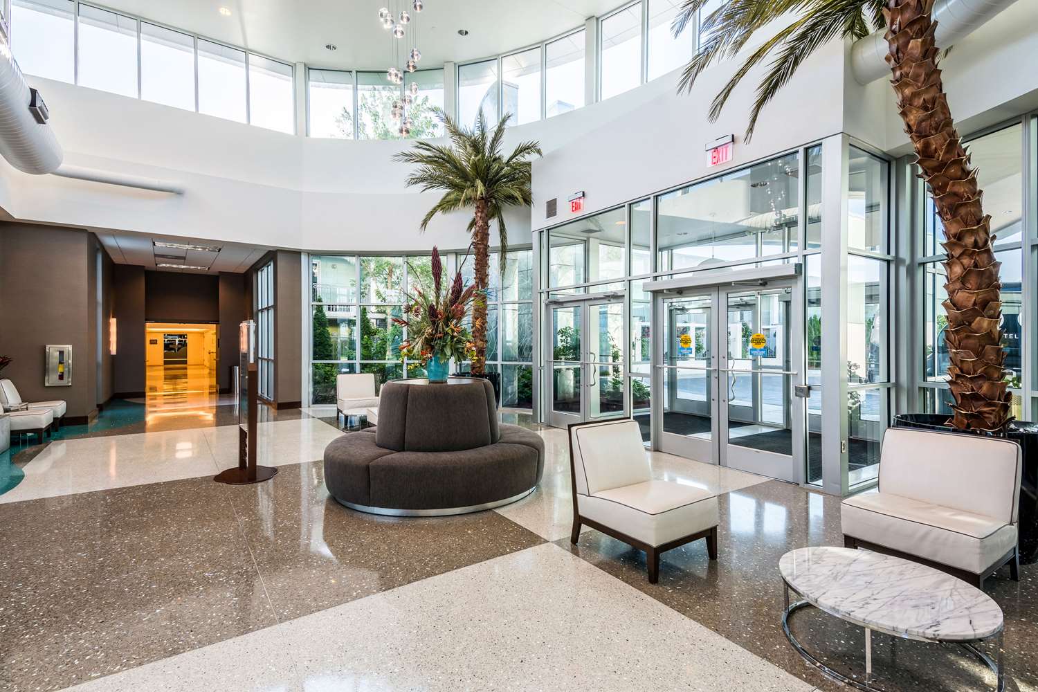 Oasis Hotel & Conv. Center, Ascend Hotel Collection 29/38