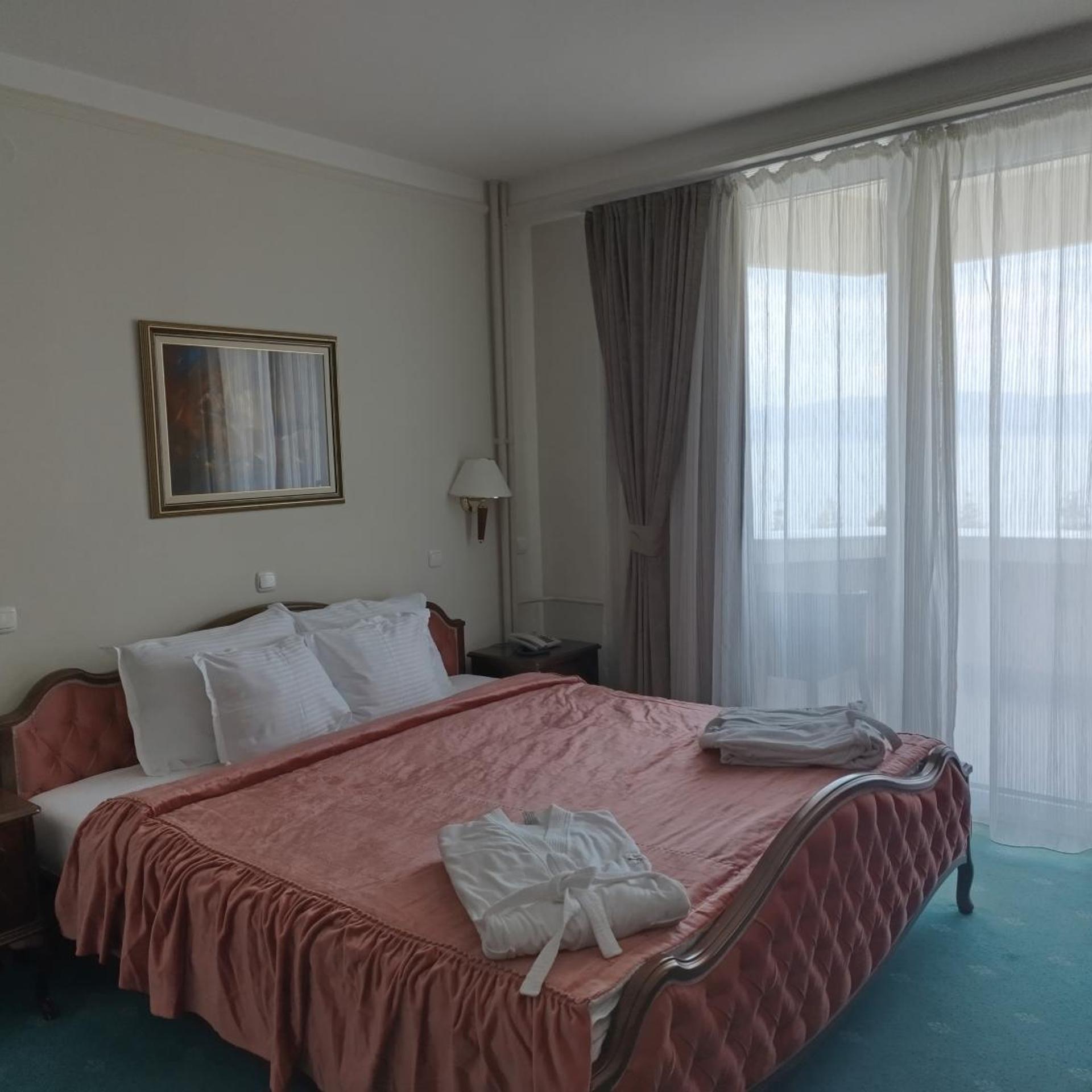 Metropol Hotel 15/54