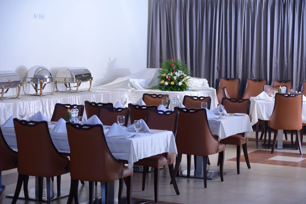 Al Madina Suites 25/29
