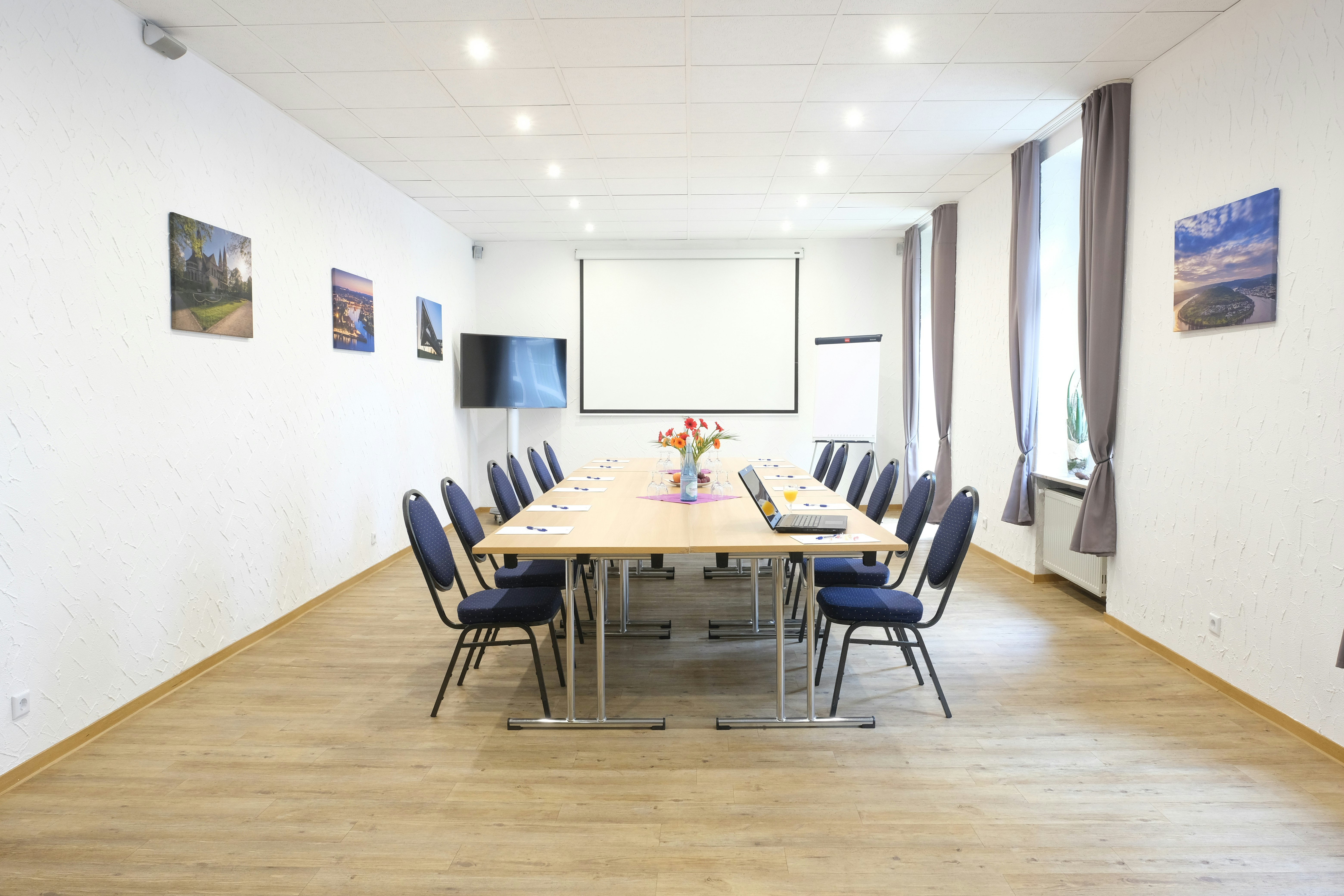TOP Hotel Hohenstaufen 54/57