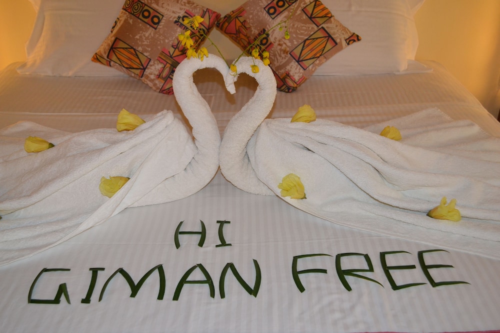 GIMAN FREE BEACH RESORT 34/67
