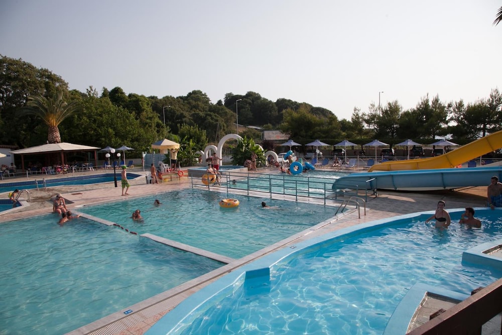 Kanali Hotel 14/48