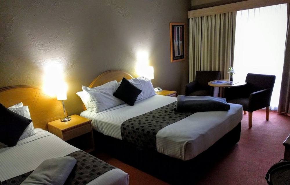 The Statesman Hotel 10/32
