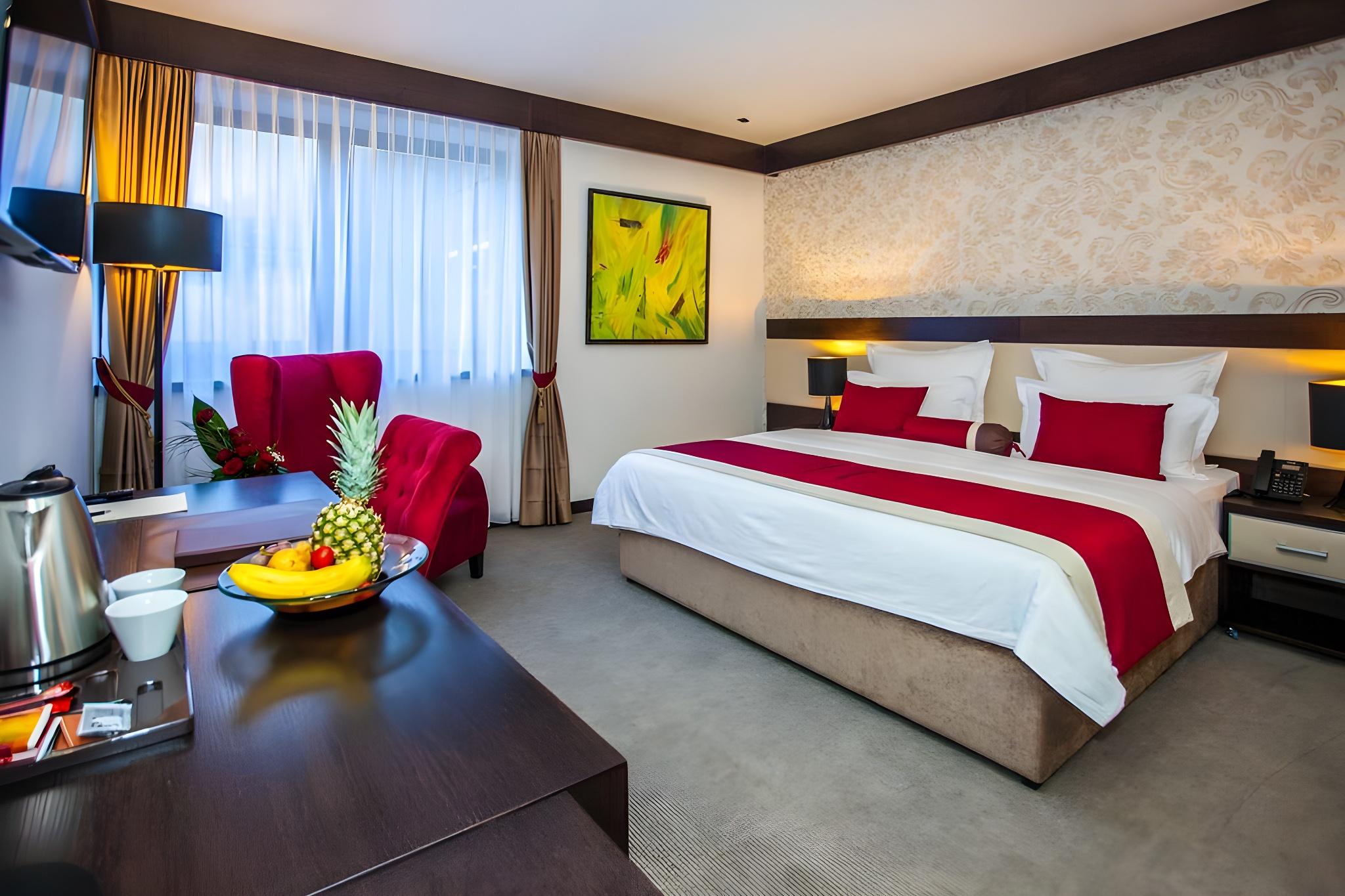 Elegance Room