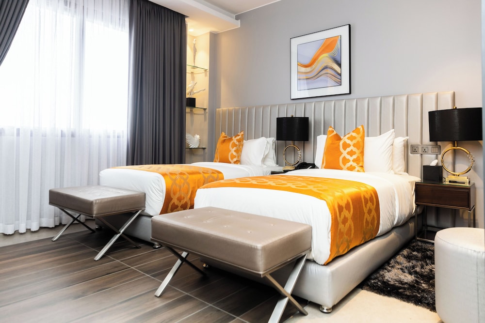 Oak Plaza Suites 24/66