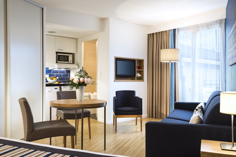 Hotel Lepoussin 47/61