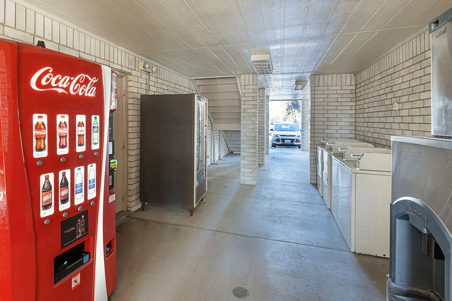 Econo Lodge Downtown South San Antonio TX 14/27