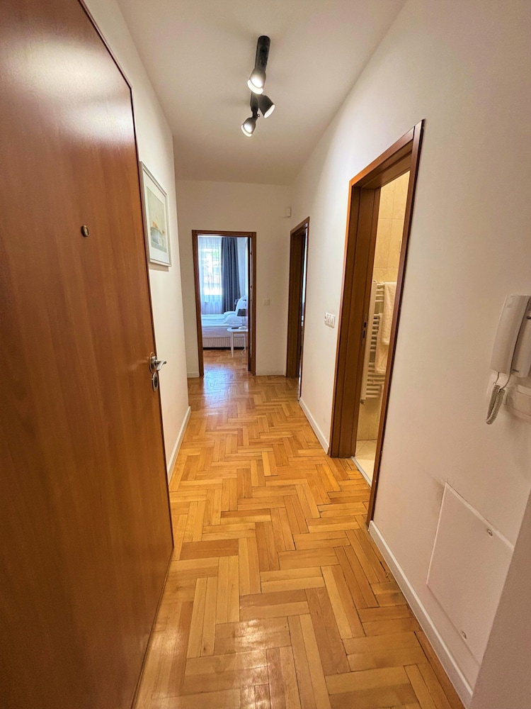 Dunav Apartment House 26/50