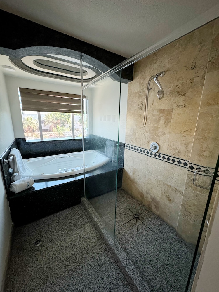 Real Inn De Tijuana Boulevard Agua Caliente 21/50