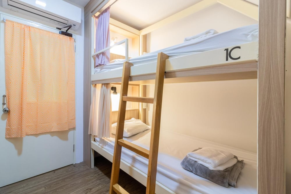 The Victory View - Hostel - Adults Only 11/44