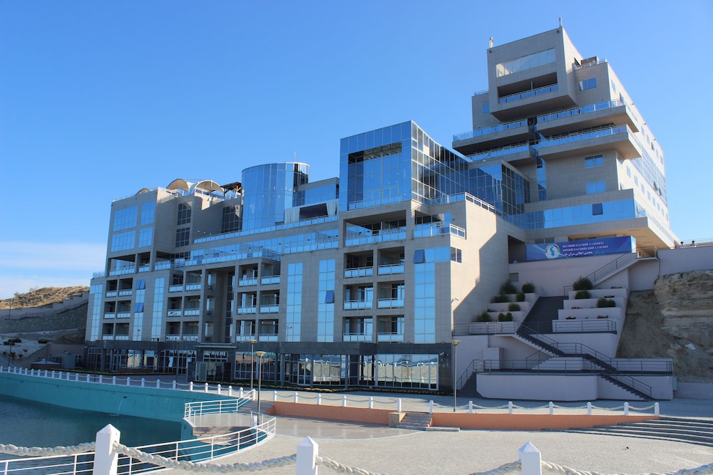 Caspian Riviera Grand Palace 2/50