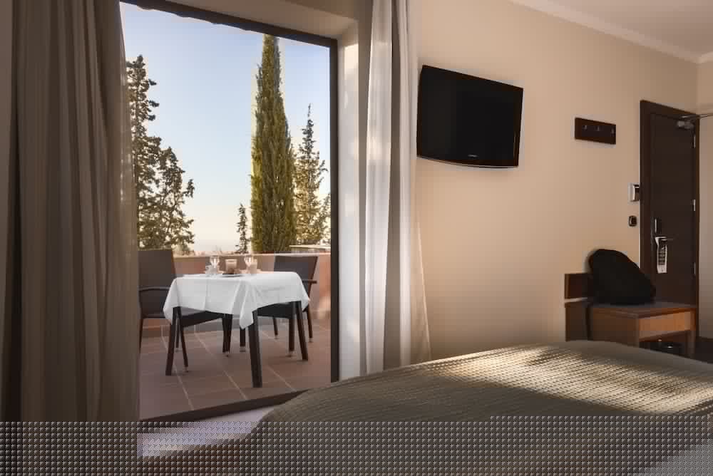 Alixares Hotel 46/82