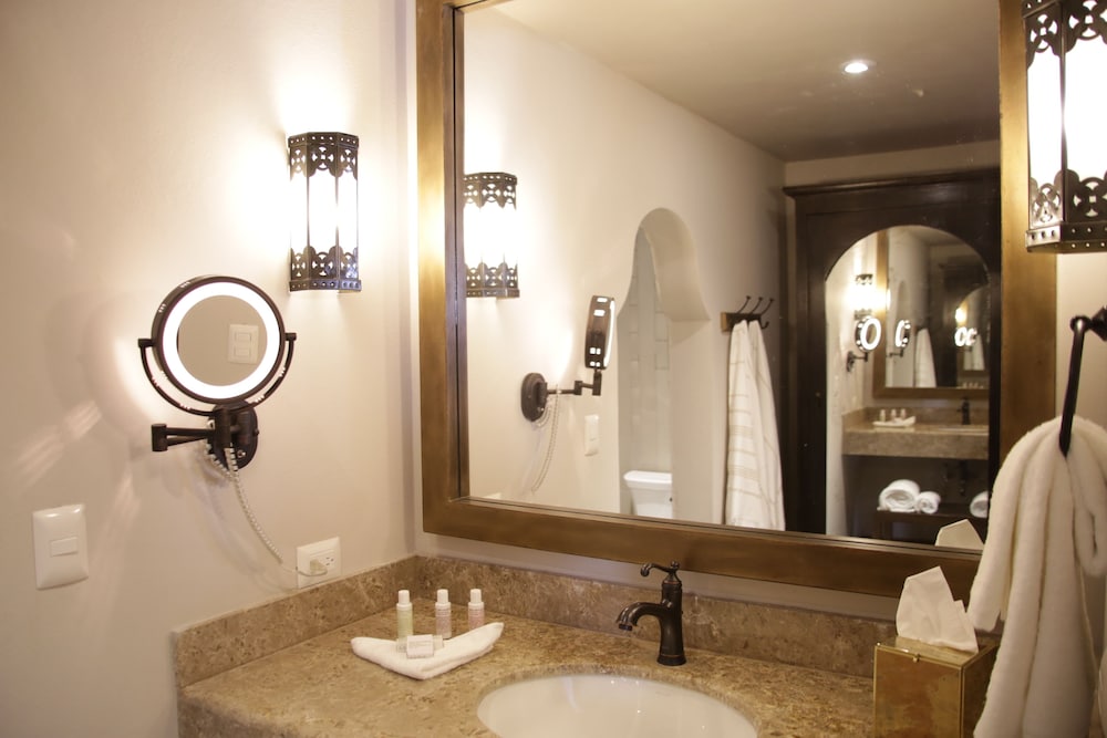 Casa 1810 Hotel Boutique 49/50