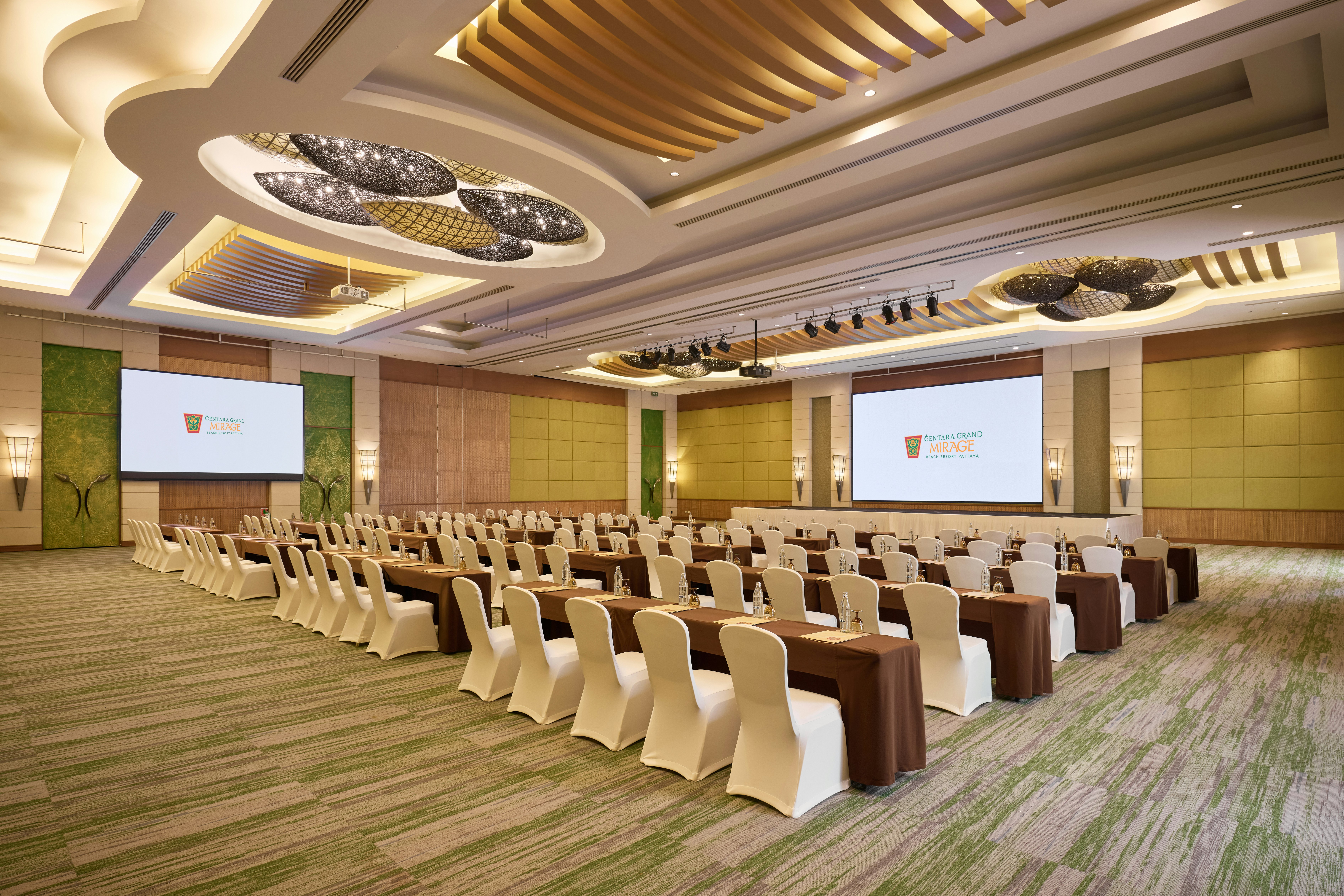 Centara Grand Mirage Beach Resort Pattaya 70/81