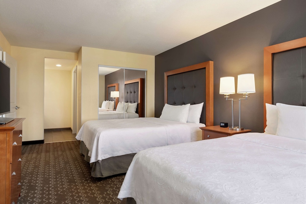 Homewood Suites by Hilton Allentown-Bethlehem Airport 9/38