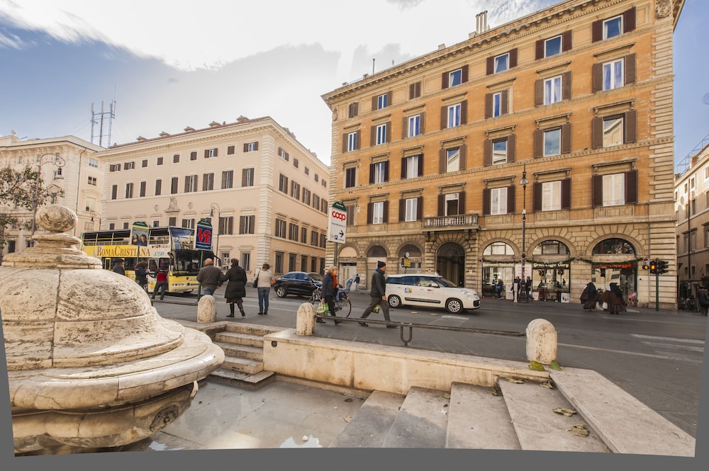 Corso Vittorio Apartments 53/62
