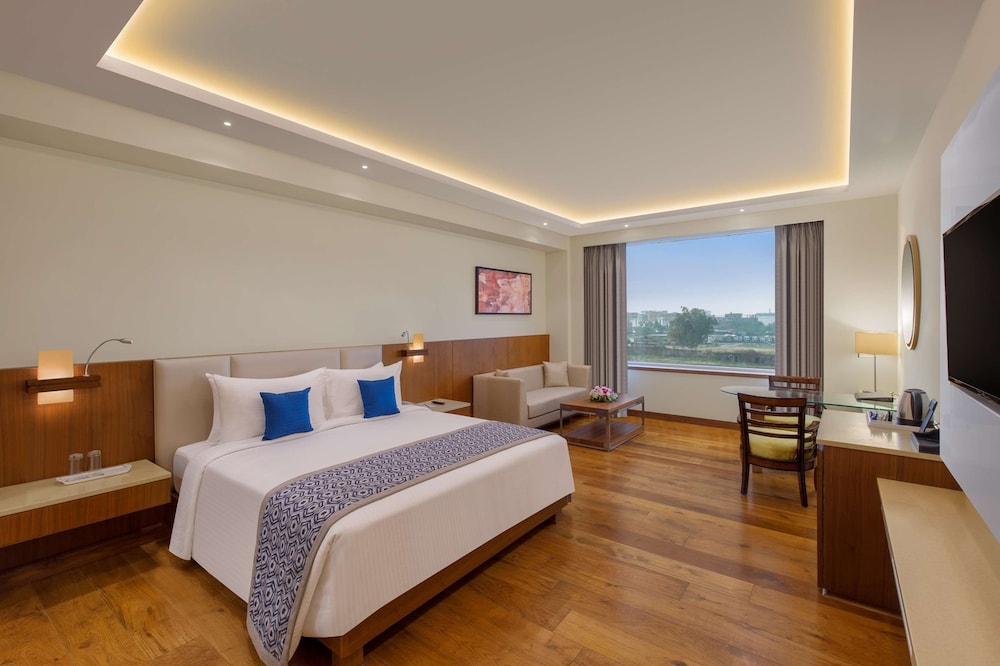 Viraj Sarovar Portico Jammu 13/48