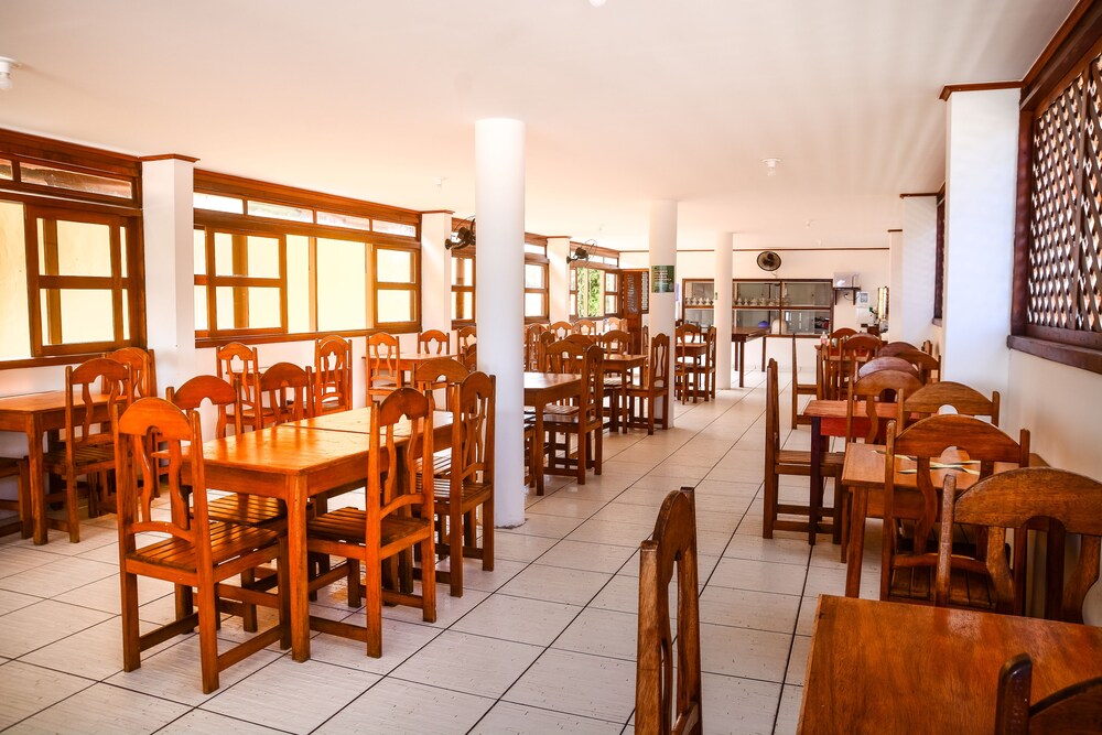 Brisa do Caita Praia Hotel 35/50