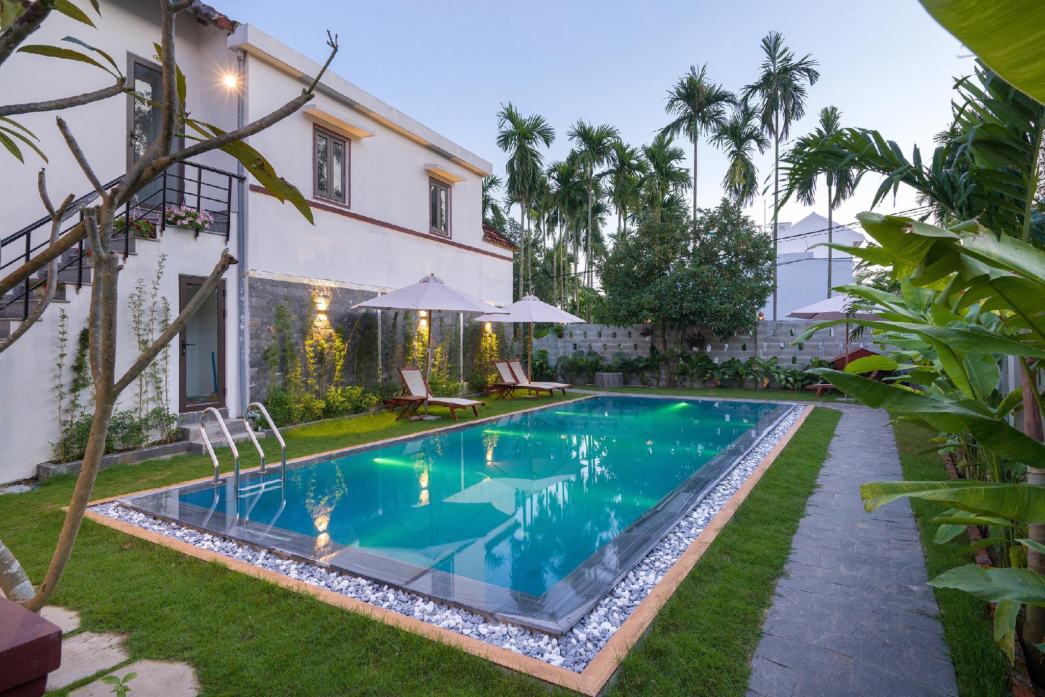 Hoi An Laughter Garden Villas 29/32