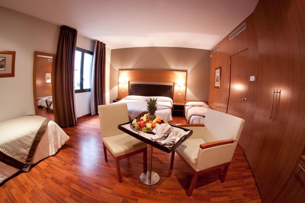 Alti Hotel 10/36