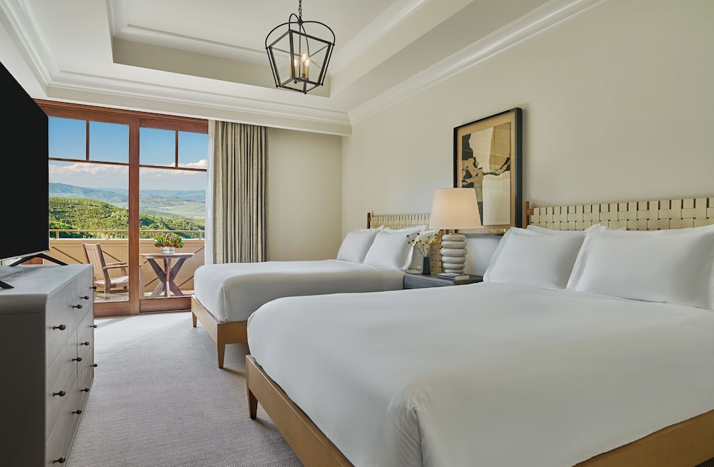 ROOM, MULTIPLE BEDS, PEAK VIEW, ACCESSIBLE