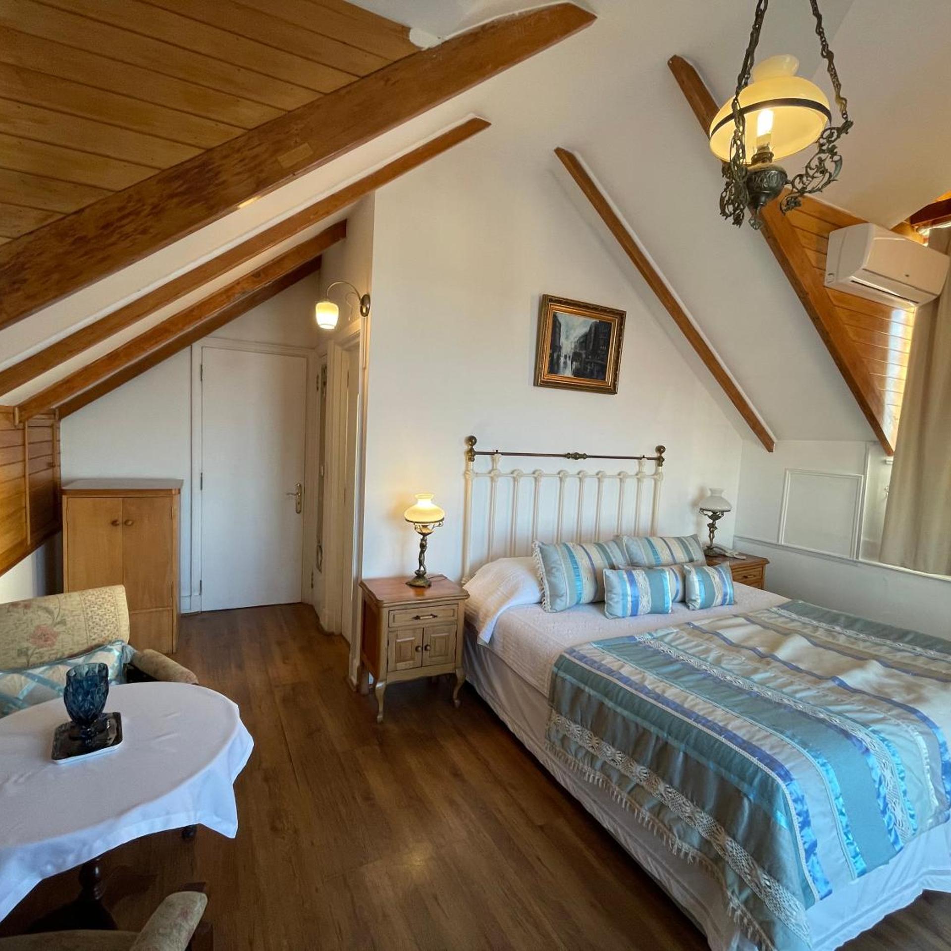 Somerscales Hotel Boutique 16/48