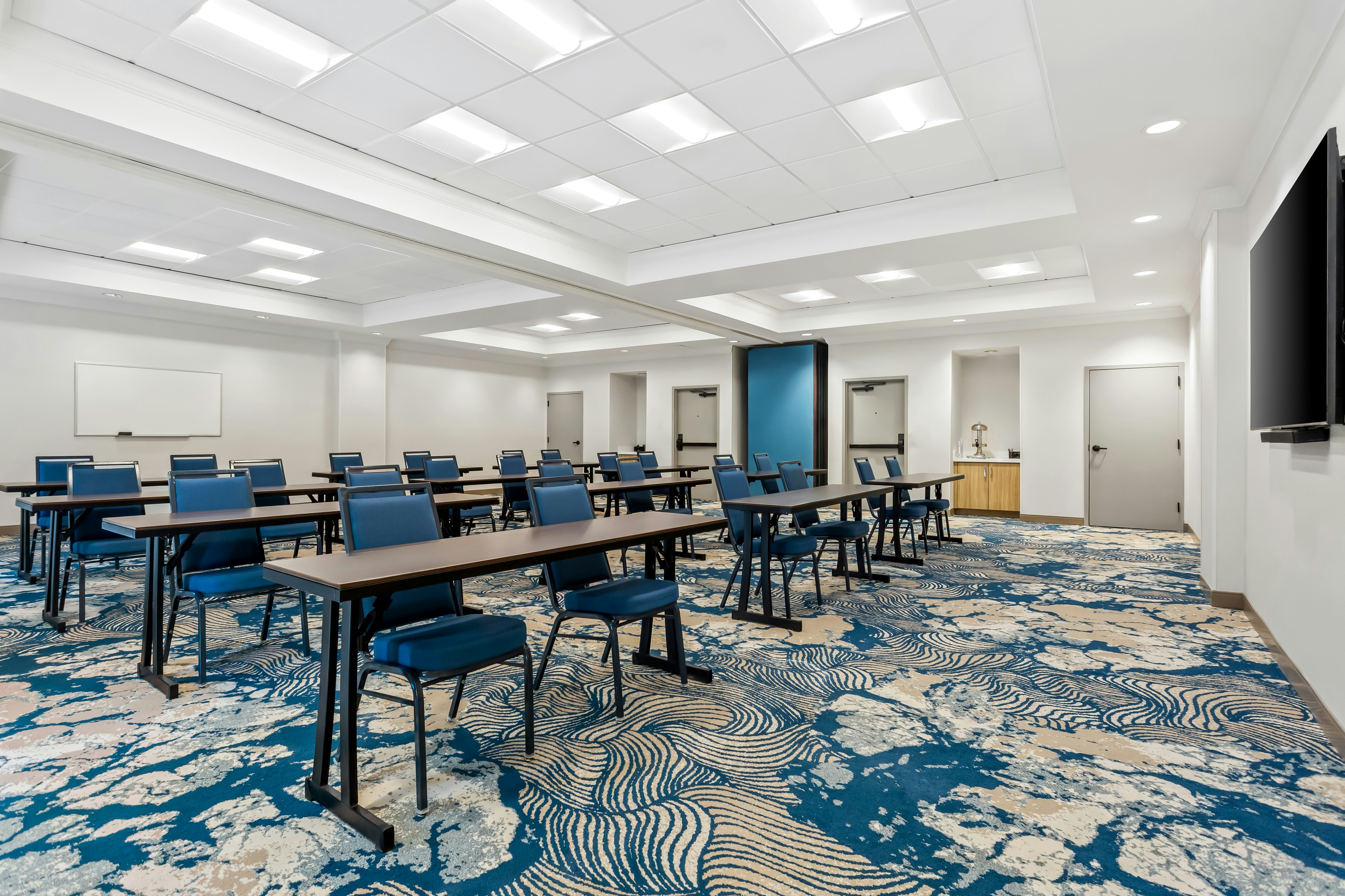 Hampton Inn Suites St Petersburg Downtown 40/51