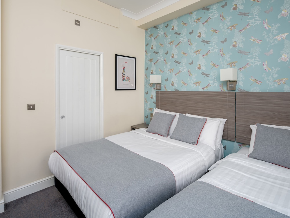 OYO Bakers Hotel London Victoria 4/18