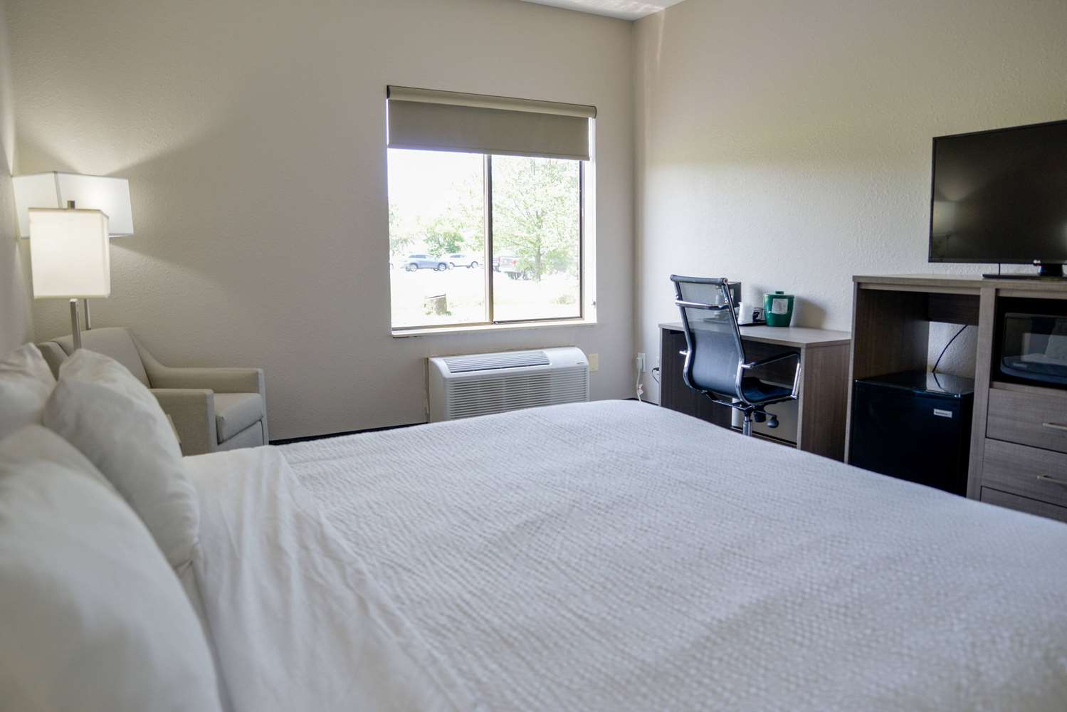 Baymont by Wyndham O Fallon St. Louis Area 7/36